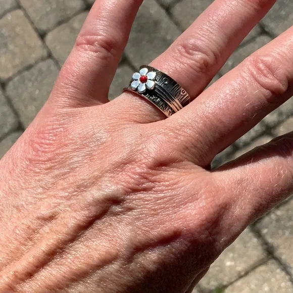 CORAL MEDITATION RING 925 STERLING SILVER RING, SIZE 6.5 - Picture 7 of 8